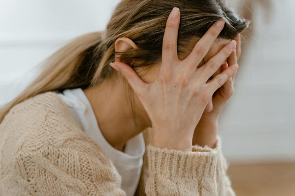 How Can You Cope With Anxiety in Daily Life? How Can You Cope With Anxiety in Daily Life?